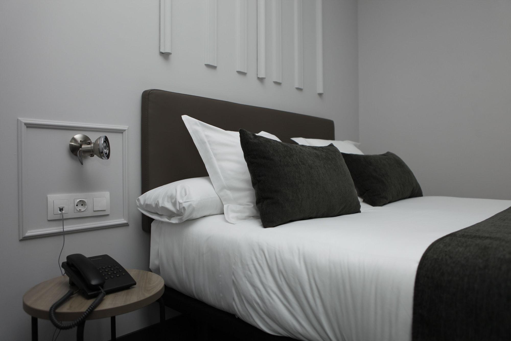 Lux Santiago Hotel 3*