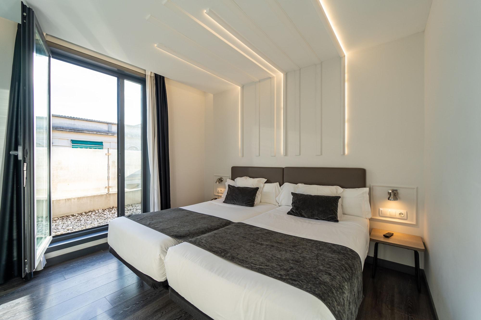Lux Santiago Hotel 3*