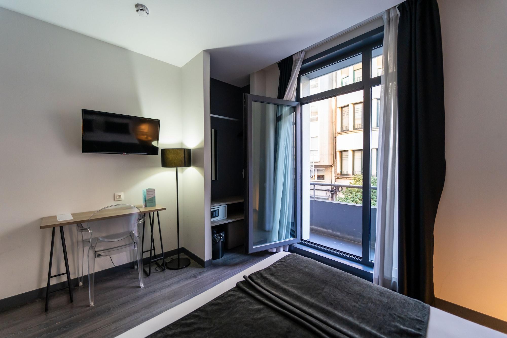 Lux Santiago Hotel 3*