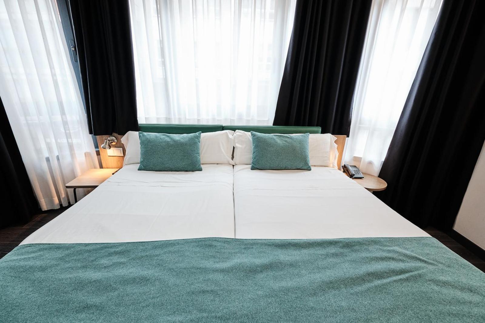 Lux Santiago 3*